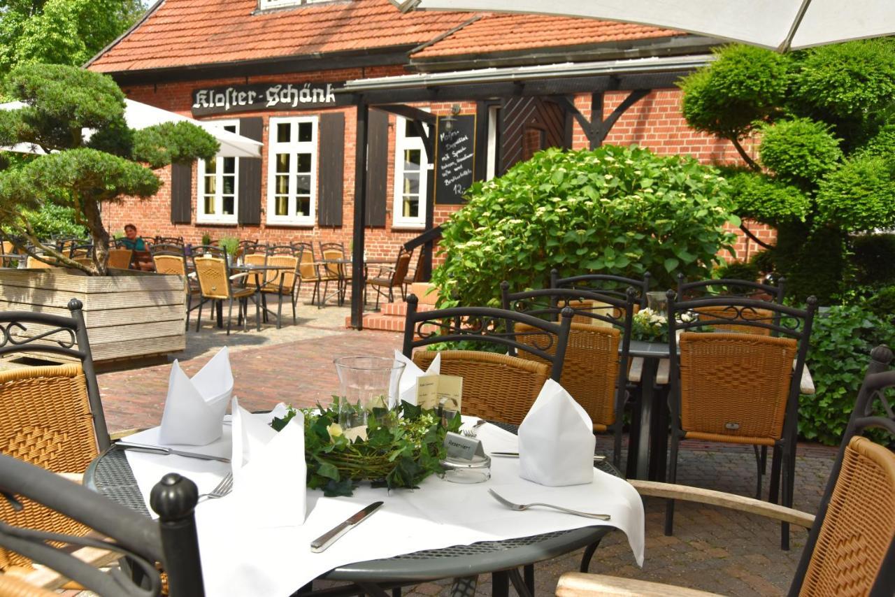 Klosterschänke Hude Hotel Ferienwohnungen Restaurant Café Extérieur photo