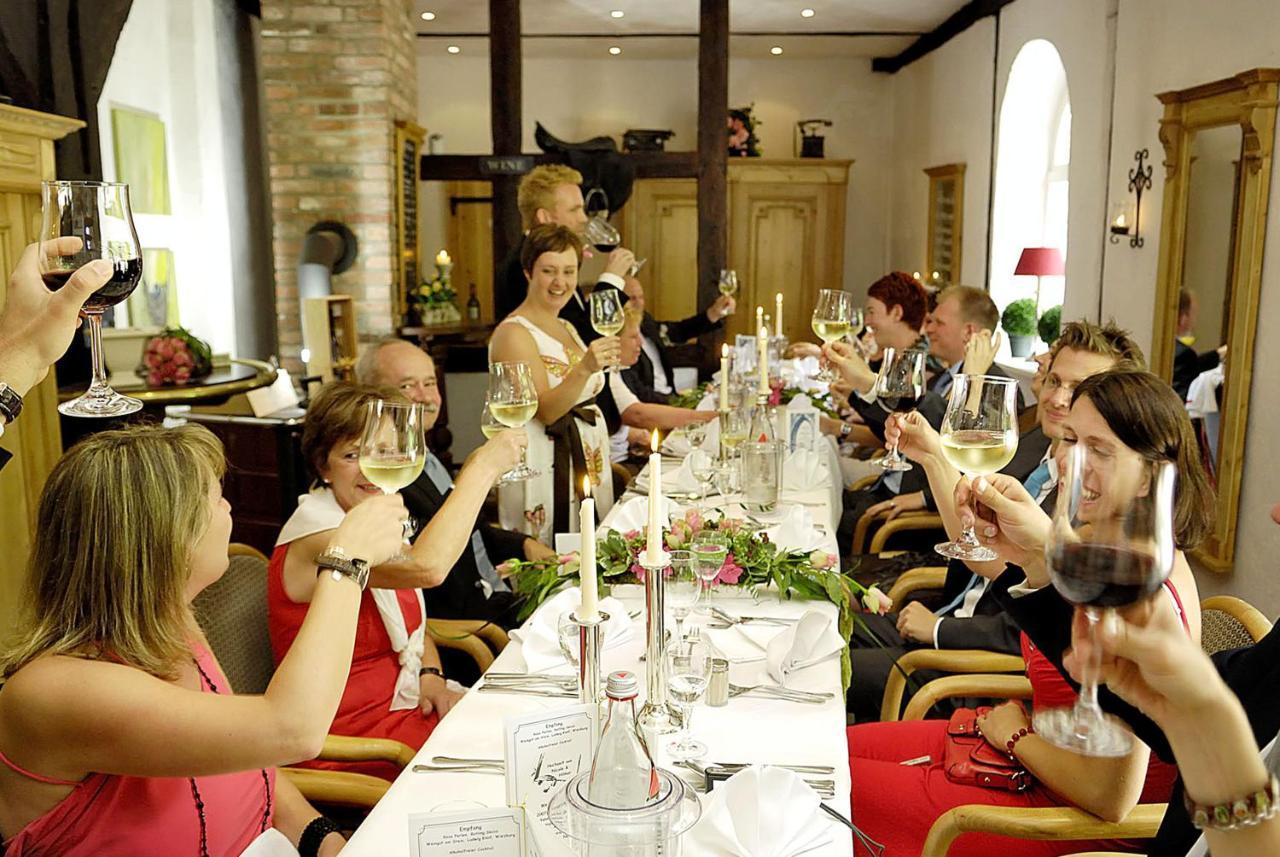 Klosterschänke Hude Hotel Ferienwohnungen Restaurant Café Extérieur photo